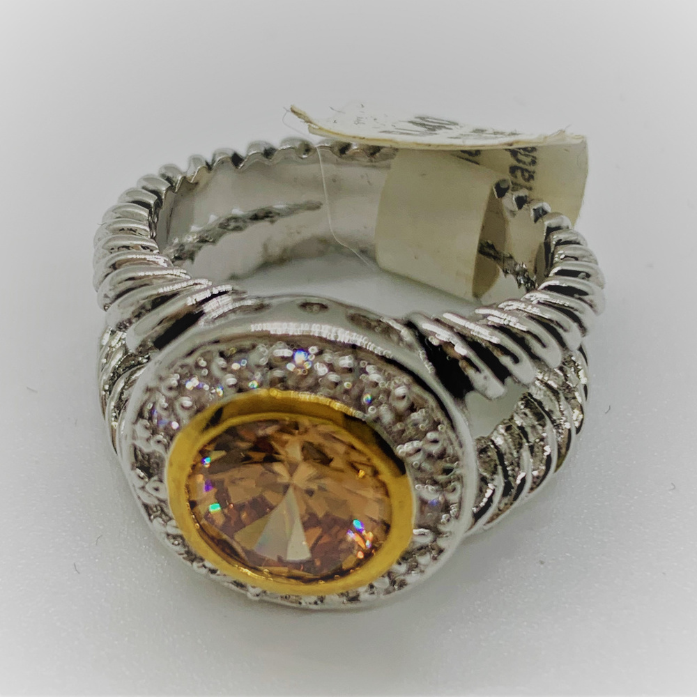 Topaz Ring with Cubic Zirconia NEW
